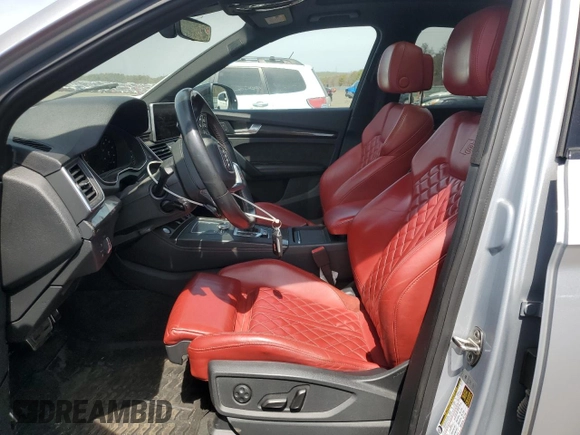 2019 Audi SQ5 Premium Plus with VIN WA1B4AFY2K2131402, listed as a Copart auction lot 54062965 with 32,639 mi miles and Salvage Title. Bid and sale history available at DreamBid. Image 7.