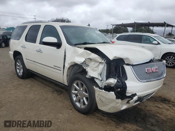 2013 GMC Yukon Denali with VIN 1GKS2EEF2DR280880, listed as a Copart auction lot 78151804 with 109,092 mi miles and Salvage Title. Bid and sale history available at DreamBid. Image 4.