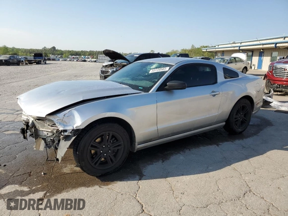 2014 Ford Mustang V6 with VIN 1ZVBP8AM7E5306060, listed as a Copart auction lot 53720565 with 130,024 mi miles and Salvage Title. Bid and sale history available at DreamBid. Image 1.