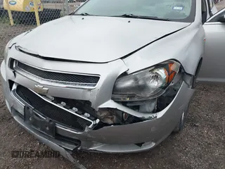 2008 Chevrolet Malibu 1LT with VIN 1G1ZH57B38F176952, listed as a IAAI auction lot 42087611 with 155,288 mi miles and . Bid and sale history available at DreamBid. Image 6.