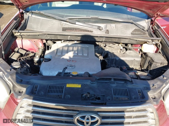 2009 Toyota Highlander Sport with VIN JTEES43A592130428, listed as a IAAI auction lot 41394523 with 170,376 mi miles. Bid and sale history available at carsss.com. Image 10.