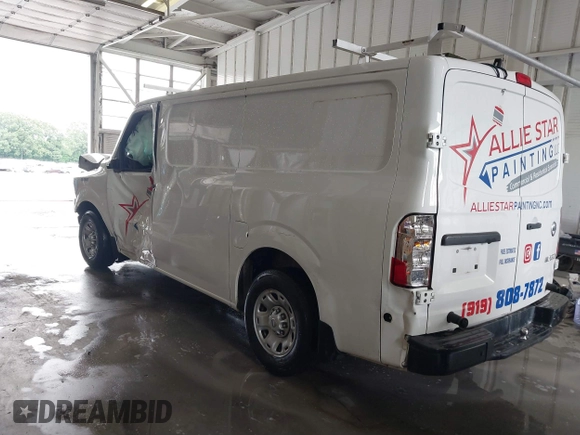 2018 Nissan NV Cargo S z VIN 1N6BF0KY7JN808504, wystawiony jako IAAI lot #39906506 z przebiegiem 83 900 mil mil oraz . Historia ofert i sprzedaży dostępna na DreamBid. Obrazek 3.