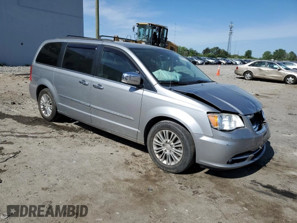 2015 Chrysler Town & Country Touring L with VIN 2C4RC1CG8FR561865, listed as a Copart auction lot 53851285 with 113,366 mi miles and Clean Title. Bid and sale history available at DreamBid. Image 4.