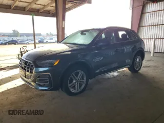 2021 Audi Q5 Premium z VIN WA1G2AFY4M2113014, wystawiony jako Copart lot #83477714 z przebiegiem 36 816 mil mil oraz Szkoda całkowita • Salvage title. Historia ofert i sprzedaży dostępna na DreamBid. Obrazek 1.