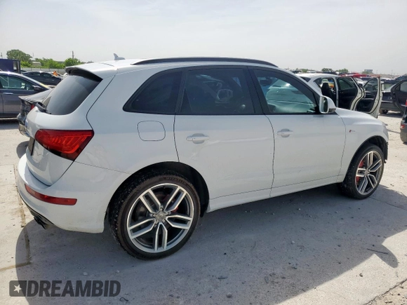 2016 Audi SQ5 Premium Plus with VIN WA1CCAFP0GA015076, listed as a Copart auction lot 57091295 with 136,573 mi miles and Salvage title. Bid and sale history available at DreamBid. Image 3.