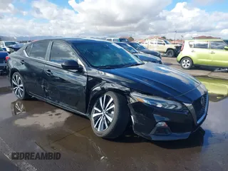 2020 Nissan Altima 2.5 SR with VIN 1N4BL4CV3LC265342, listed as a IAAI auction lot 41784597 with 81,168 mi miles. Bid and sale history available at carsss.com. Image 6.