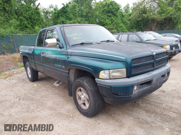 1997 Dodge 1500 with VIN 3B7HF13Y4VG704987, listed as a IAAI auction lot 42194979 with 179,395 mi miles. Bid and sale history available at carsss.com. Image 1.