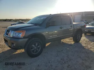 2013 Nissan Titan SV with VIN 1N6BA0EC3DN310724, listed as a Copart auction lot 84192004 with 165,959 mi miles and Salvage title. Bid and sale history available at DreamBid. Image 1.
