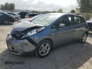 2015 Nissan LEAF SV with VIN 1N4AZ0CP2FC301904, listed as a Copart auction lot 64490643 with 104,574 mi miles. Bid and sale history available at carsss.com. Image 1.