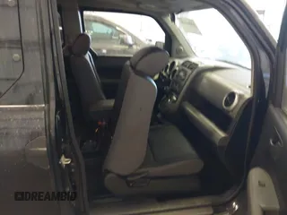 2004 Honda Element EX with VIN 5J6YH285X4L012419, listed as a IAAI auction lot 42664448 with 58,869 mi miles and . Bid and sale history available at DreamBid. Image 5.