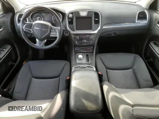 2019 Chrysler 300 Touring with VIN 2C3CCAAG2KH654488, listed as a Copart auction lot 49056915 with 72,227 mi miles and Salvage Title. Bid and sale history available at carsss.com. Image 8.