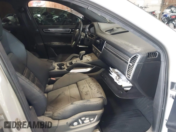 2021 Porsche Cayenne Turbo with VIN WP1BF2AY2MDA51228, listed as a IAAI auction lot 42757492 with 33,660 mi miles and . Bid and sale history available at DreamBid. Image 5.