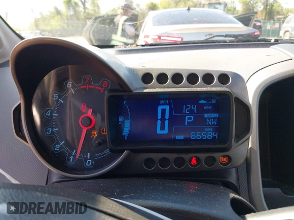 2014 Chevrolet Sonic LS with VIN 1G1JA6SH3E4196824, listed as a IAAI auction lot 42099058 with 66,584 mi miles and . Bid and sale history available at DreamBid. Image 7.