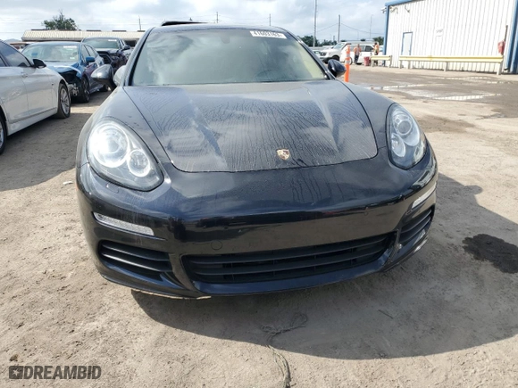 2016 Porsche Panamera 4 with VIN WP0AA2A79GL001651, listed as a Copart auction lot 41603163 with 86,736 mi miles. Bid and sale history available at carsss.com. Image 5.