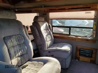 1996 Chevrolet Chevy Van z VIN 1GBFG15M7T1003777, wystawiony jako Copart lot #43272715 z przebiegiem 109 884 mil mil oraz Szkoda całkowita • Salvage title. Historia ofert i sprzedaży dostępna na DreamBid. Obrazek 11.