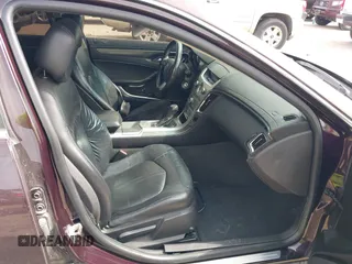 2009 Cadillac CTS RWD z VIN 1G6DU57V490166963, wystawiony jako IAAI lot #42240190 z przebiegiem 150 092 mil mil oraz . Historia ofert i sprzedaży dostępna na DreamBid. Obrazek 5.