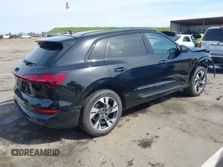 2022 Audi e-tron Premium with VIN WA1AAAGE6NB027461, listed as a IAAI auction lot 41830461 with 25,727 mi miles. Bid and sale history available at carsss.com. Image 4.