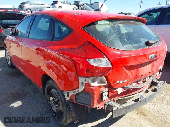 2014 Ford Focus SE with VIN 1FADP3K28EL265726, listed as a IAAI auction lot 41761931 with 86,740 mi miles. Bid and sale history available at carsss.com. Image 3.