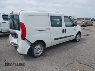 2022 Ram ProMaster City Wagon with VIN ZFBHRFAB2N6W55828, listed as a IAAI auction lot 41832324 with 32,308 mi miles. Bid and sale history available at carsss.com. Image 4.