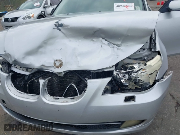2008 BMW 5 Series 528xi with VIN WBANV13528CZ55118, listed as a IAAI auction lot 40942534 with 128,290 mi miles and . Bid and sale history available at DreamBid. Image 6.