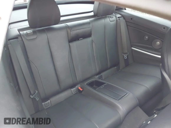 2015 BMW 4 Series 435i с VIN WBA3T3C53F5A40386, выставлен на аукционе IAAI как лот 41902850 с пробегом 73 904 миль миль и . История ставок и продаж доступна на DreamBid. Изображение 8.
