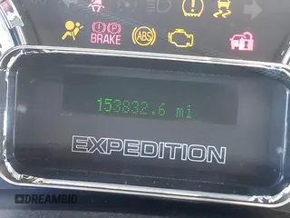 2011 Ford Expedition Max XLT с VIN 1FMJK1H59BEF46592, выставлен на аукционе IAAI как лот 42713612 с пробегом 153 832 миль миль и . История ставок и продаж доступна на DreamBid. Изображение 15.