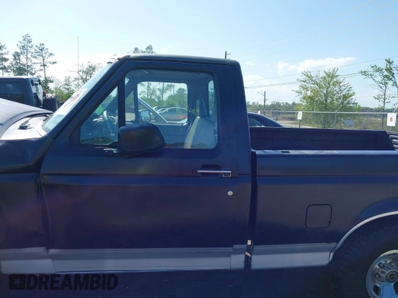 1995 Ford F-150 with VIN 1FTDF15YXSLB17767, listed as a IAAI auction lot 41953525 with Not provided miles and . Bid and sale history available at DreamBid. Image 14.