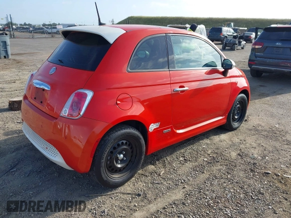 2014 FIAT 500e z VIN 3C3CFFGE3ET245079, wystawiony jako IAAI lot #42099527 z przebiegiem 47 088 mil mil oraz . Historia ofert i sprzedaży dostępna na DreamBid. Obrazek 4.