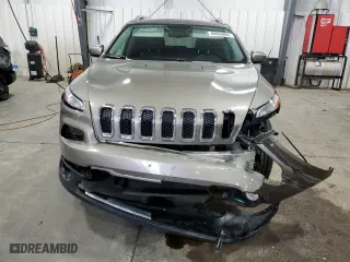 2017 Jeep Cherokee Limited with VIN 1C4PJMDB3HW543866, listed as a Copart auction lot 48926895 with 112,593 mi miles and Salvage Title. Bid and sale history available at carsss.com. Image 5.