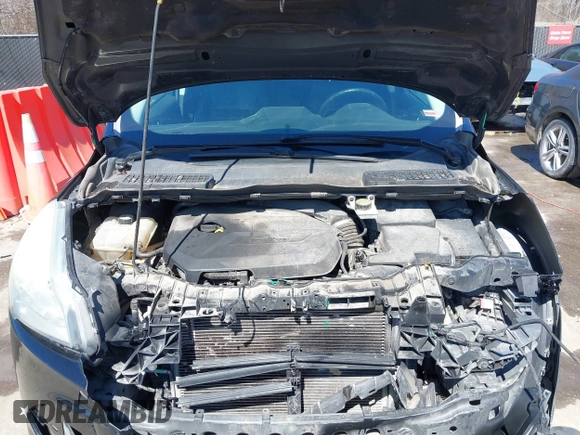 2014 Ford Escape Titanium with VIN 1FMCU0JX1EUE12260, listed as a IAAI auction lot 41826246 with 178,532 mi miles. Bid and sale history available at carsss.com. Image 10.