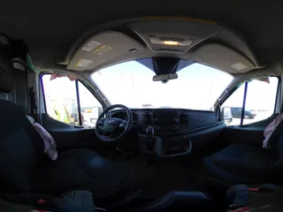 2020 Ford Transit с VIN 1FTBW2CG9LKA16461, выставлен на аукционе IAAI как лот 42050328 с пробегом 222 546 миль миль и . История ставок и продаж доступна на DreamBid. Изображение 19.