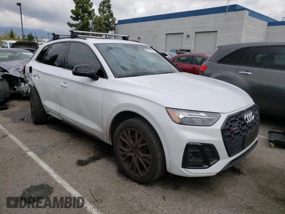 2021 Audi SQ5 Premium Plus with VIN WA1B4AFY5M2040854, listed as a Copart auction lot 45117073 with 42,940 mi miles. Bid and sale history available at carsss.com. Image 4.