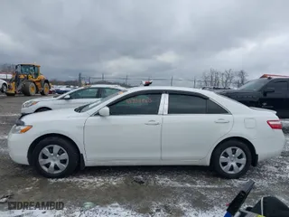 2007 Toyota Camry CE with VIN 4T1BE46K47U706106, listed as a IAAI auction lot 41704863 with 64,156 mi miles. Bid and sale history available at carsss.com. Image 14.