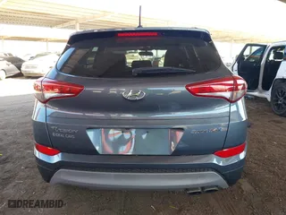 2017 Hyundai Tucson Value with VIN KM8J33A27HU460429, listed as a IAAI auction lot 41681076 with 95,178 mi miles. Bid and sale history available at carsss.com. Image 16.