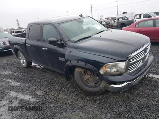 2017 Ram 1500 Big Horn z VIN 3C6RR7LT4HG533513, wystawiony jako IAAI lot #41620191 z przebiegiem 89 928 mil mil oraz . Historia ofert i sprzedaży dostępna na DreamBid. Obrazek 1.