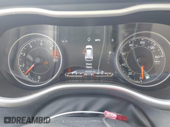 2017 Jeep Cherokee Limited z VIN 1C4PJLDB2HW503255, wystawiony jako IAAI lot #42249578 z przebiegiem 46 528 mil mil oraz . Historia ofert i sprzedaży dostępna na DreamBid. Obrazek 7.