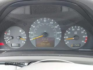 2002 Mercedes-Benz CLK 320/430 z VIN WDBLJ70GX2F198469, wystawiony jako IAAI lot #42008839 z przebiegiem 96 120 mil mil oraz . Historia ofert i sprzedaży dostępna na DreamBid. Obrazek 7.