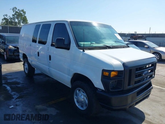 2009 Ford Econoline Cargo z VIN 1FTNE24W59DA32515, wystawiony jako IAAI lot #41622501 z przebiegiem 331 536 mil mil oraz . Historia ofert i sprzedaży dostępna na DreamBid. Obrazek 1.