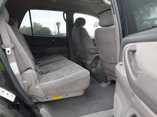 2002 Toyota Sequoia SR5 with VIN 5TDZT34A92S122584, listed as a IAAI auction lot 42082650 with 256,731 mi miles and . Bid and sale history available at carsss.com. Image 8.