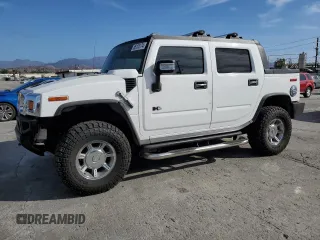 2007 Hummer H2 SUT with VIN 5GRGN22U67H109620, listed as a Copart auction lot 85155174 with 239,959 mi miles and Salvage Title. Bid and sale history available at carsss.com. Image 1.