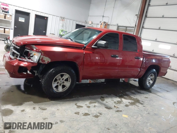 2008 Dodge Dakota SLT z VIN 1D7HW48N38S542692, wystawiony jako IAAI lot #41554521 z przebiegiem 166 482 mil mil oraz . Historia ofert i sprzedaży dostępna na DreamBid. Obrazek 15.