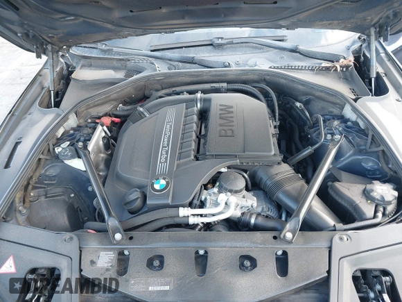 2014 BMW 5 Series 535i with VIN WBA5B1C55ED475332, listed as a IAAI auction lot 41701300 with 139,775 mi miles and . Bid and sale history available at DreamBid. Image 10.