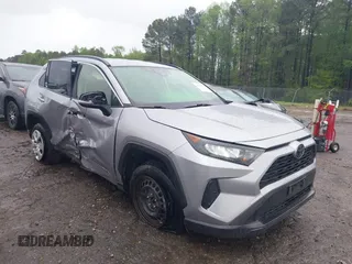 2019 Toyota RAV4 LE with VIN JTMG1RFV6KD508259, listed as a IAAI auction lot 41984772 with 101,606 mi miles. Bid and sale history available at carsss.com. Image 1.