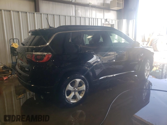 2018 Jeep Compass Latitude with VIN 3C4NJCBB1JT502541, listed as a Copart auction lot 53337655 with 125,058 mi miles and Clean title. Bid and sale history available at DreamBid. Image 3.