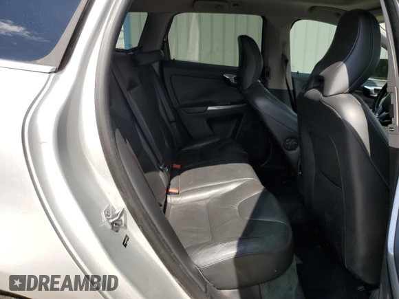 2014 Volvo XC60 R-Design Premier Plus with VIN YV4902DZ5E2516262, listed as a Copart auction lot 57967335 with 123,313 mi miles and Salvage title. Bid and sale history available at DreamBid. Image 11.