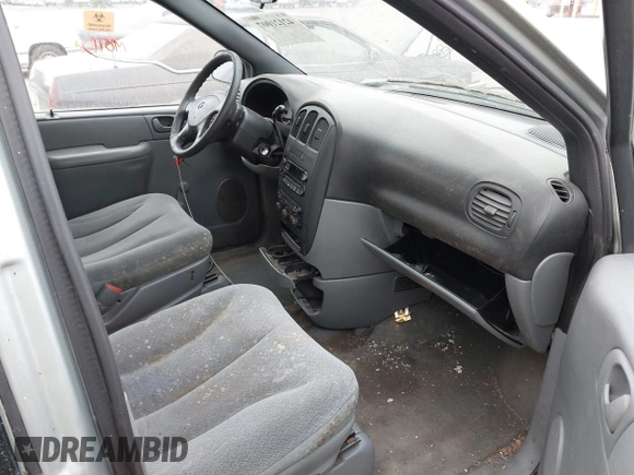 2004 Dodge Caravan SE with VIN 1D4GP24R94B534271, listed as a IAAI auction lot 42121007 with 218,764 mi miles and . Bid and sale history available at carsss.com. Image 5.