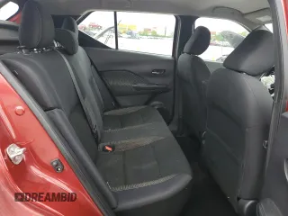 2020 Nissan Kicks SV z VIN 3N1CP5CV1LL516004, wystawiony jako Copart lot #58228565 z przebiegiem 98 122 mil mil oraz Czysty tytuł • Clean title. Historia ofert i sprzedaży dostępna na DreamBid. Obrazek 11.