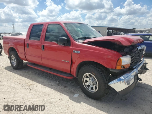 2000 Ford F-350 XL with VIN 3FTSW30F8YMA37190, listed as a Copart auction lot 67695694 with 555,401 mi miles and Salvage title. Bid and sale history available at DreamBid. Image 4.
