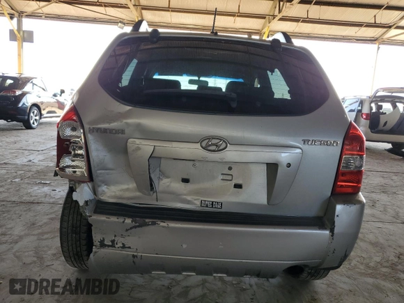 2008 Hyundai Tucson GLS with VIN KM8JM12B38U818352, listed as a Copart auction lot 71503394 with 186,965 mi miles and Salvage Title. Bid and sale history available at carsss.com. Image 6.