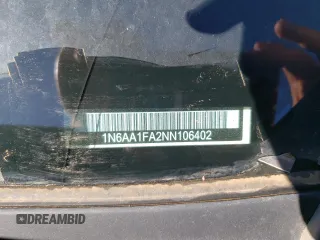 2022 Nissan Titan SV z VIN 1N6AA1FA2NN106402, wystawiony jako Copart lot #48578755 z przebiegiem 22 447 mil mil oraz Szkoda całkowita • Salvage title. Historia ofert i sprzedaży dostępna na DreamBid. Obrazek 12.